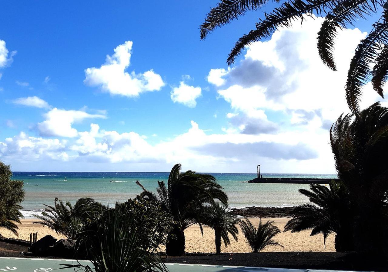 Sea Breeze Apartment 309 Costa Teguise Bagian luar foto